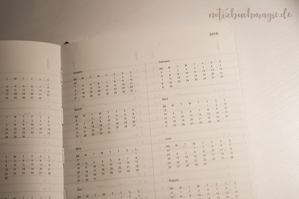 Jahresübersicht im Kalender von Moleskine